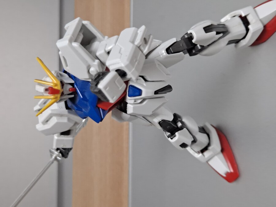 1/144 HG 구판 스트라이크 건담 포징 연습_1.jpg