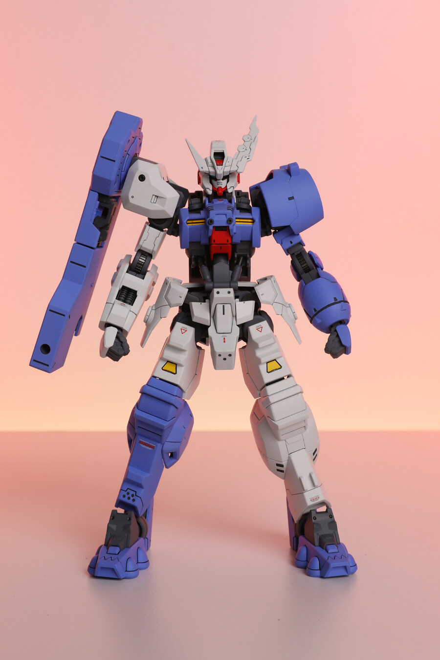 [HG] 건담 아스타로트 리나시멘토_1.jpg