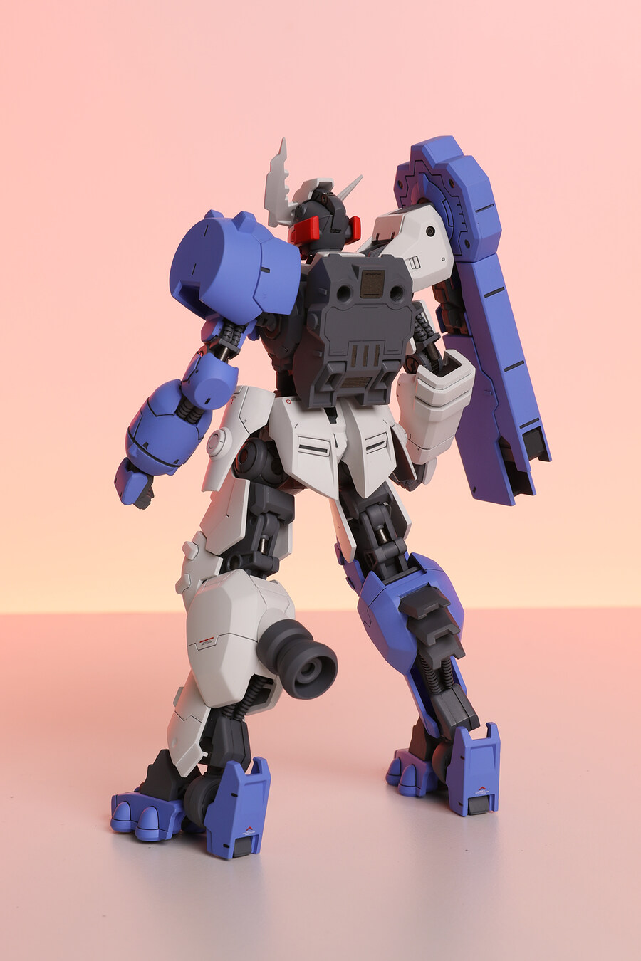 [HG] 건담 아스타로트 리나시멘토_5.jpg