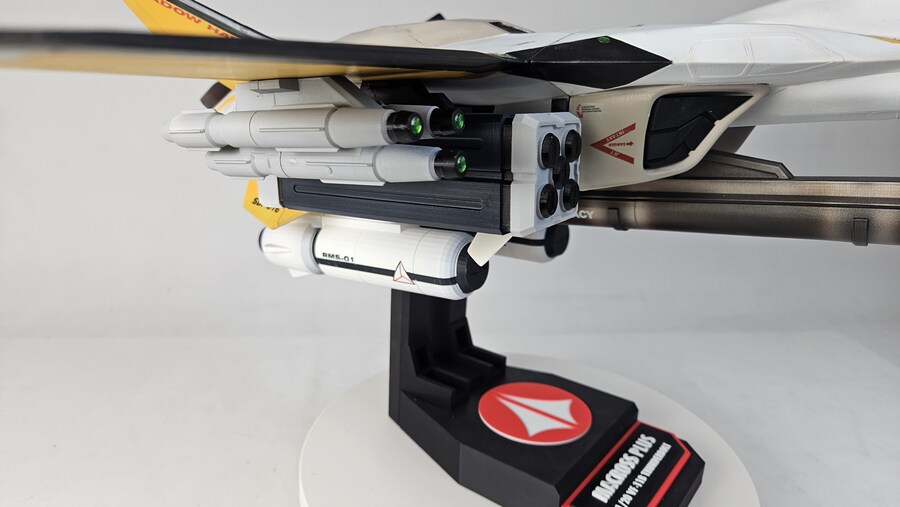 1/20 MACROSS PLUS VF-11B DX THUNDERBOLT_13.jpg