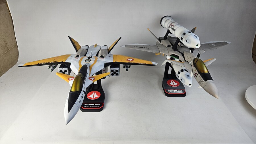 1/20 MACROSS PLUS VF-11B DX THUNDERBOLT_15.jpg