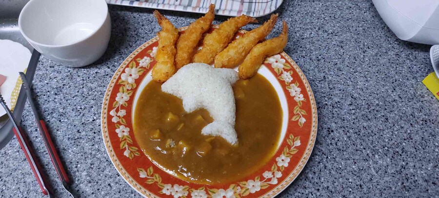 세상 행복한 제 돌고래 카레 보고 가세요_3.jpg