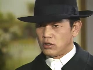 [야인시대]상대방 말을 듣지도 않고 무작정 총으로 위협하는 김두한_3.jpg