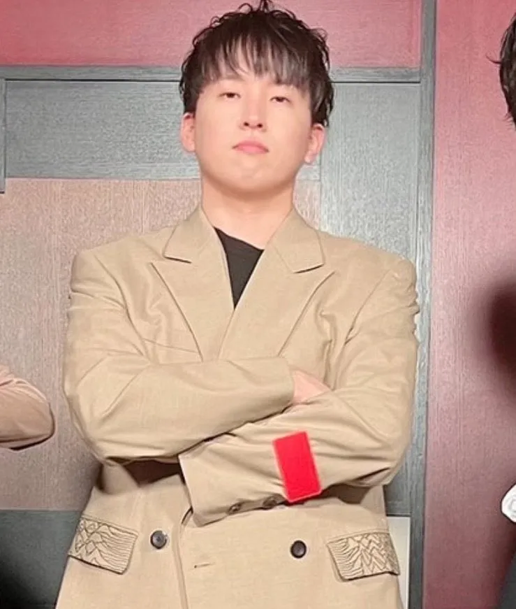 ??? : 다들 체인소맨 레제편 얘기만하고!!_1.webp