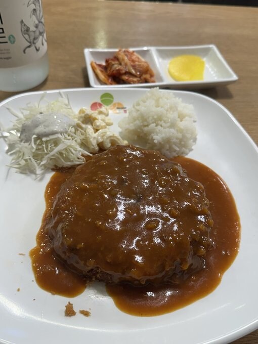 역 잘못 내려서 슬퍼서 치즈돈까스 먹고 집에 감...x_2.jpg