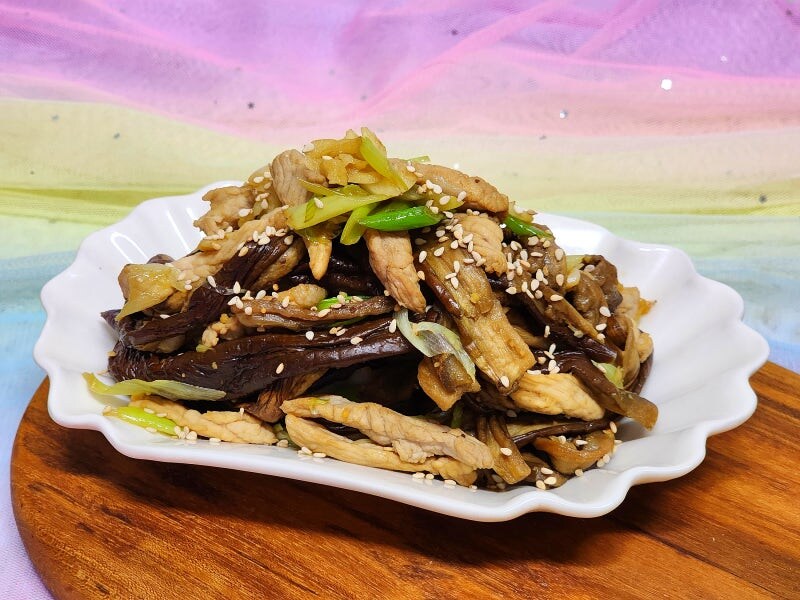 한국인들이 가지를 맛있게 만들어 먹기위해 고안해낸 요리_2.jpg