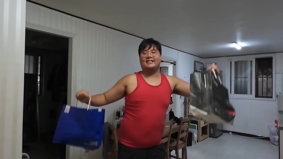 중국인 닮은 형 명동가면 중국인 취급받을까?_8.png