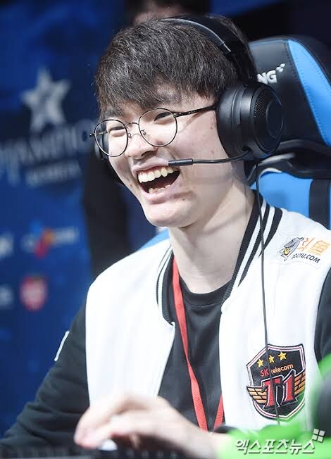 롤) 웨이 던져주는 거 보니 완전 코리안이네_2.jpg
