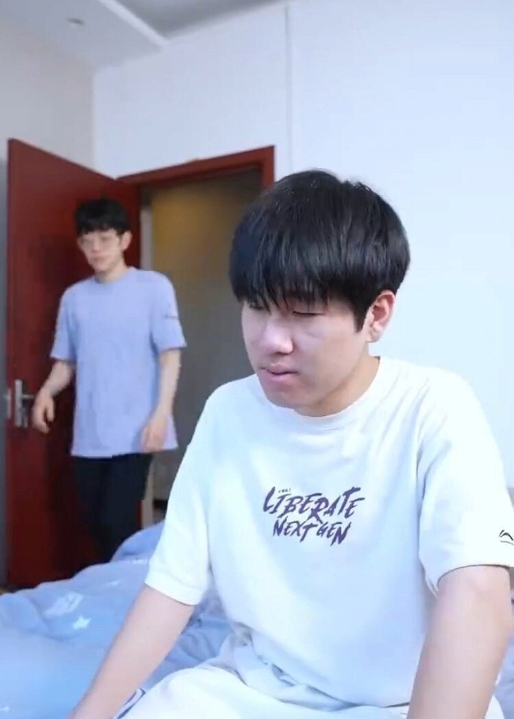 롤)???:갈라야 너도 떨어졌어?_1.png