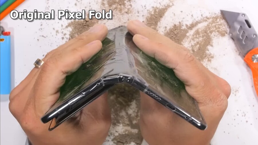 픽셀 10 프로폴드, 여전히 안테나 라인 내구성이 형편없어._1.png