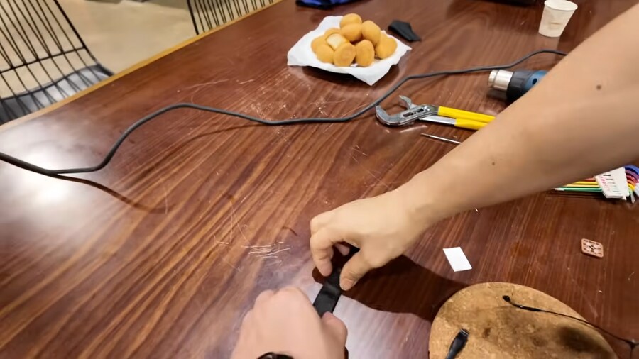 유튜브) 1테라 썬더볼트 외장 ssd 뚜따해서 4테라로 업글한 정종철_23.png