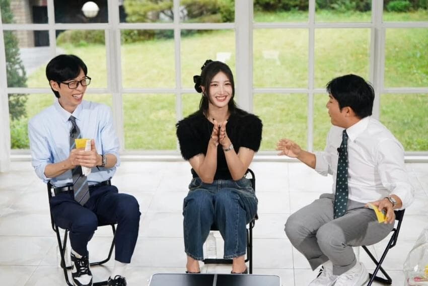 케데헌) 이재 교포 화장 안하니까 확 어려짐_2.jpg