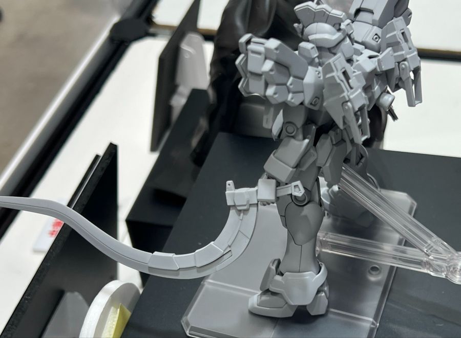 HGAC 1/144 건담 샌드록 改 EW 원형 전시 사진 3_7.jpg