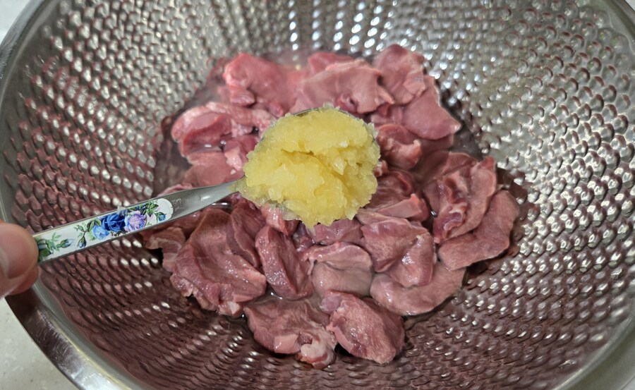 야옹이랑 먹는 양념돈설구이_11.jpg