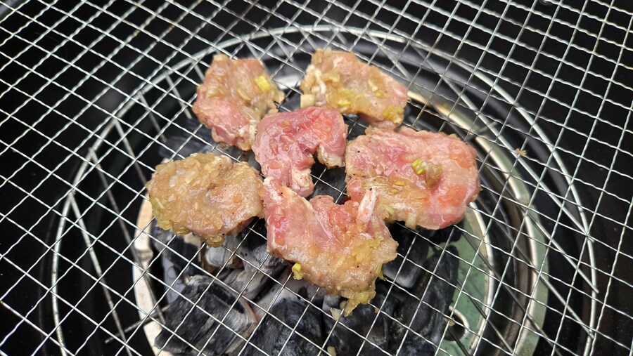 야옹이랑 먹는 양념돈설구이_35.jpg