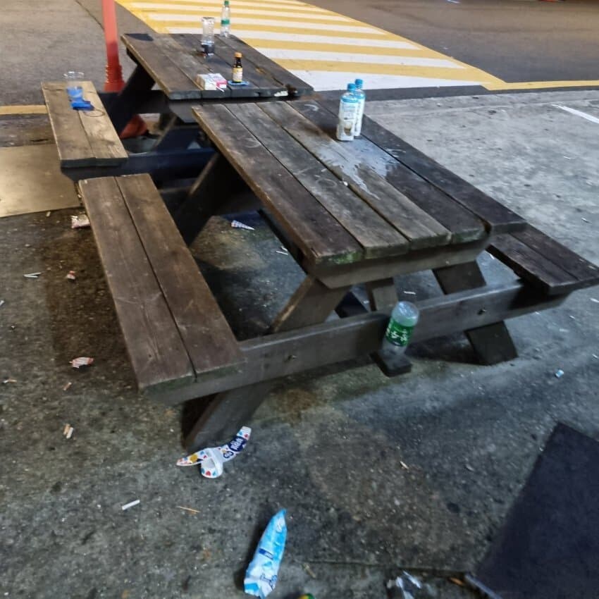 공포에떠는 편의점알바들_1.jpg