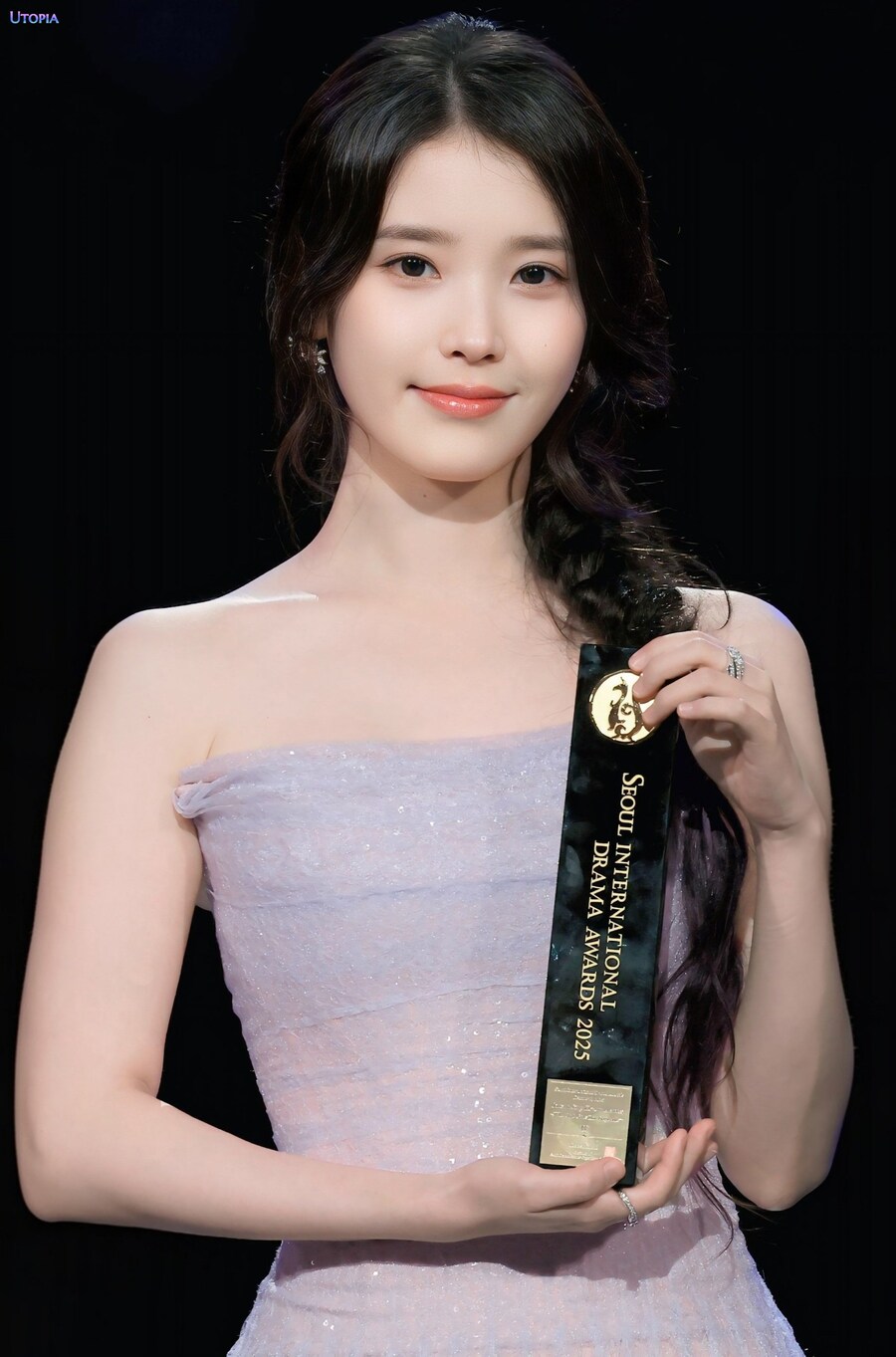 2025.10.02 서울드라마어워즈 아이유(Utopia)_1.jpg