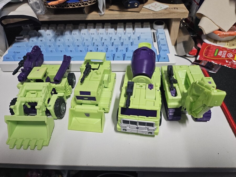 트랜스포머) 스튜디오 86 컨스트럭티콘_1.jpg