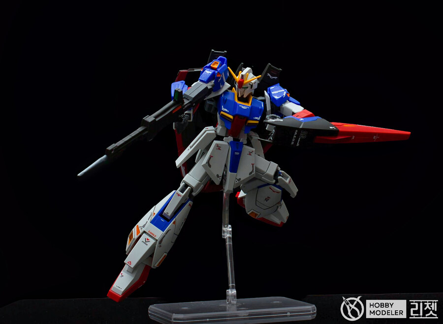 HGUC 제타건담 아크릴부분도색/습식데칼/무광마감으로 완성하였습니다._3.jpg
