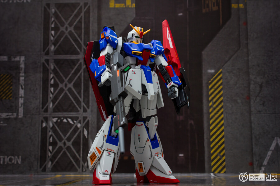 HGUC 제타건담 아크릴부분도색/습식데칼/무광마감으로 완성하였습니다._12.jpg