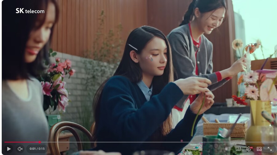 SKT아이폰 17 모델 에밀리 포터 존예네_3.png