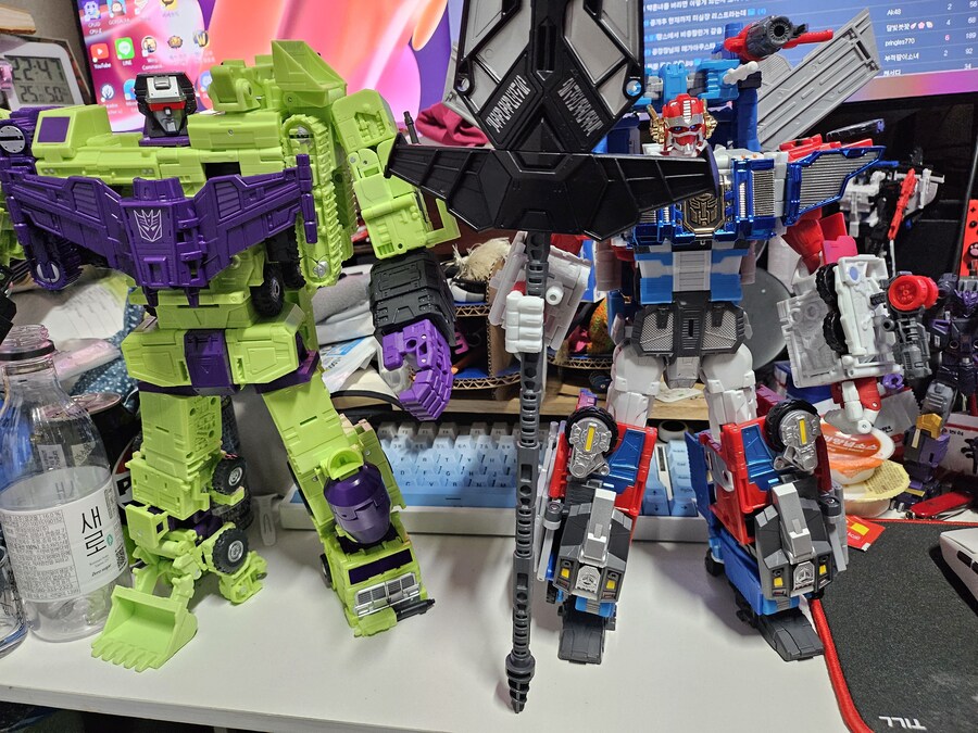 트랜스포머) 세워 둘 데가 없다 ㅋㅋㅋㅋㅋ_3.jpg