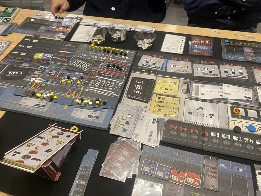 2025.4.24(목) 평일 모임(432) 후기 in 위치스브루_2.jpg