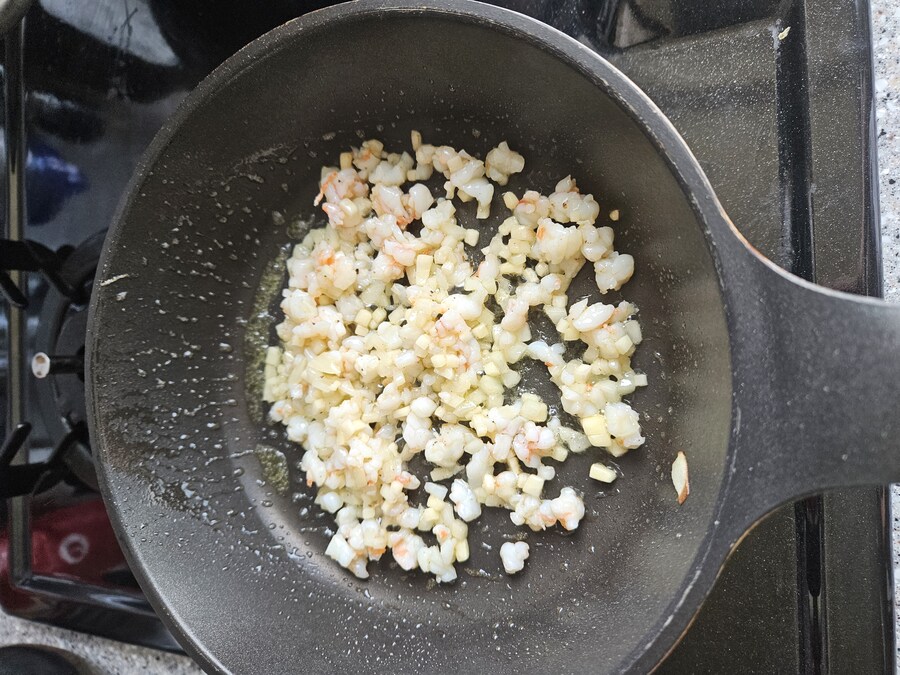 간단한 새우파스타(비스큐)_5.jpg