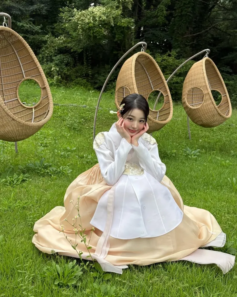 장원영이 옛날 사람이었으면 경국지색으로 불렸을까?_7.webp