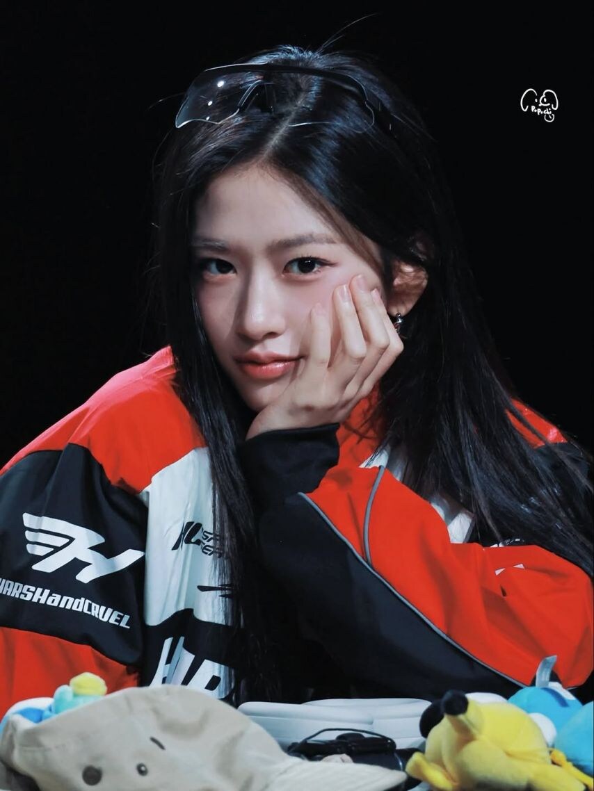 아이브 유진이_6.jpg