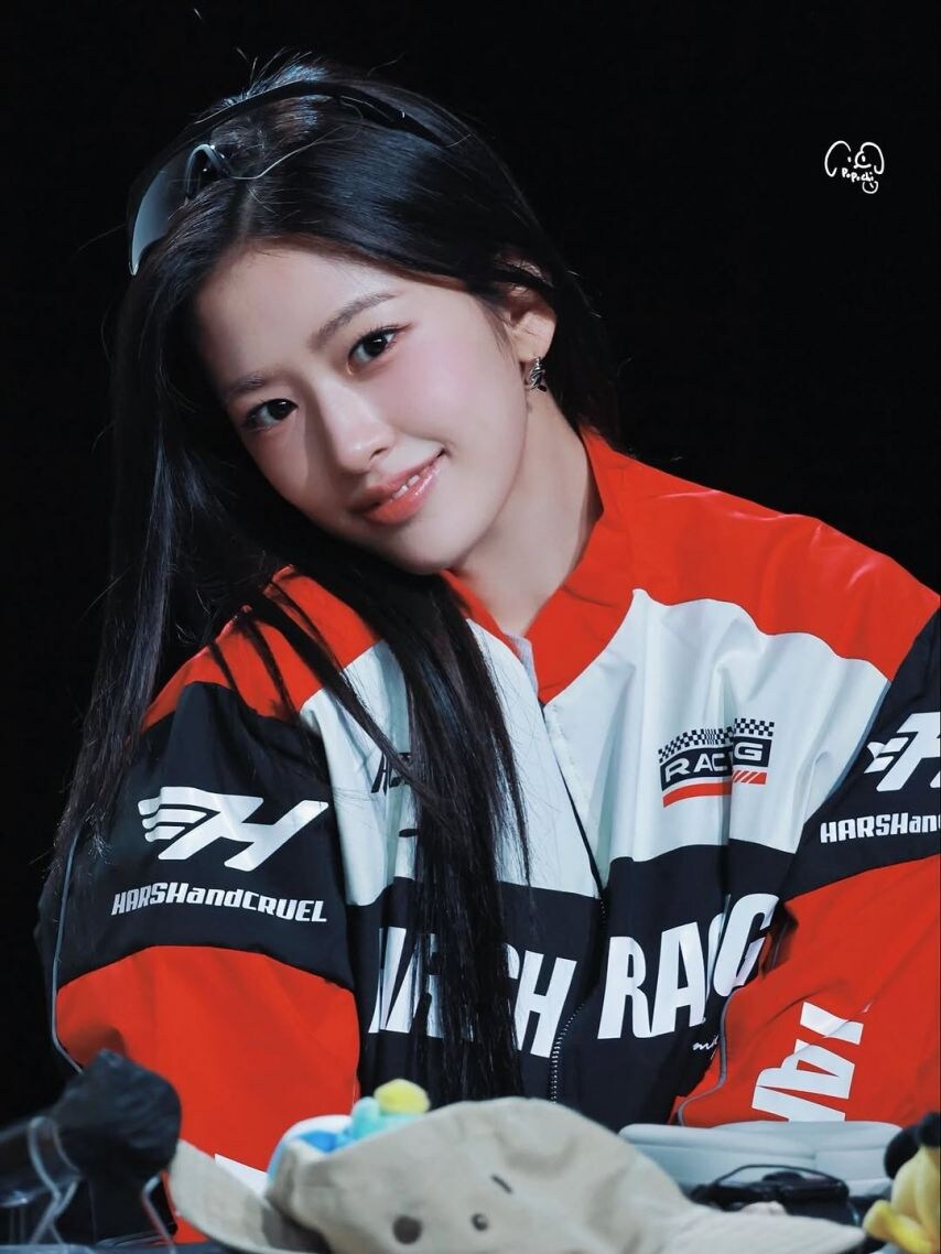 아이브 유진이_8.jpg