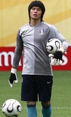 나이먹고 인상이 정말 무섭게 변했다는 축구선수._1.jpg