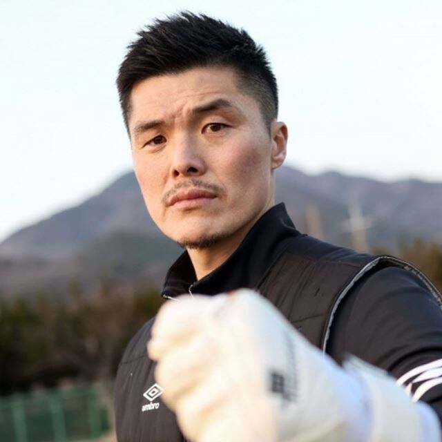 나이먹고 인상이 정말 무섭게 변했다는 축구선수._9.jpg
