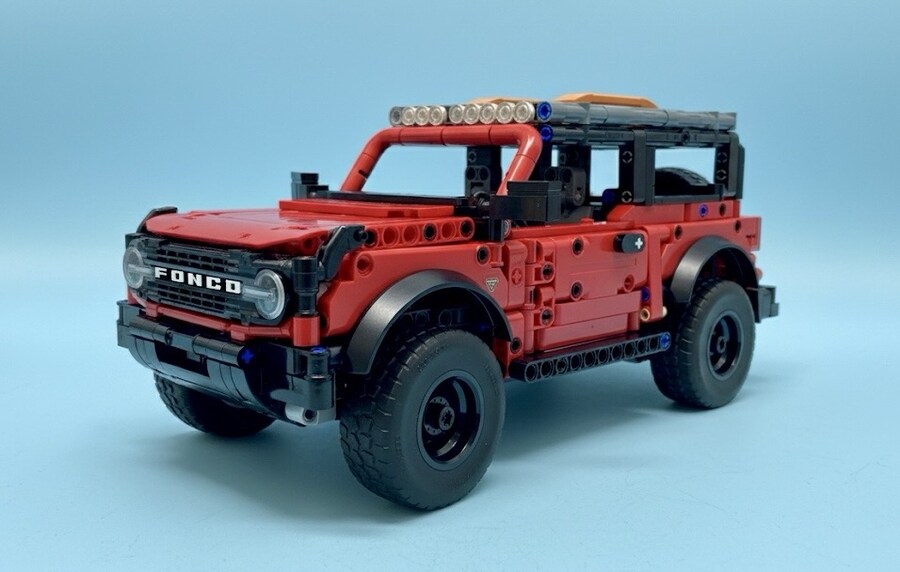 레고 테크닉 42213 포드 브롱코 SUV_4.jpg