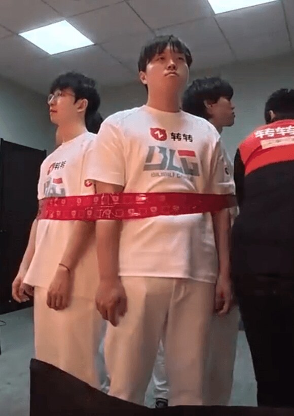 롤) "도란은 나를 만나서 비참해질 것이다"_1.png