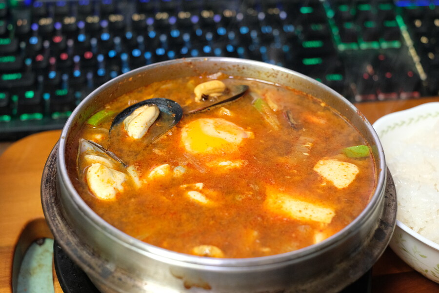 슬슬 추운계절 제철 홍합으로 만들어본 순두부 찌개_1.jpg