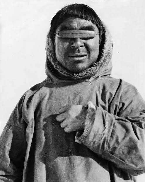 세상에서 가장 오래된 선글라스_5.jpg