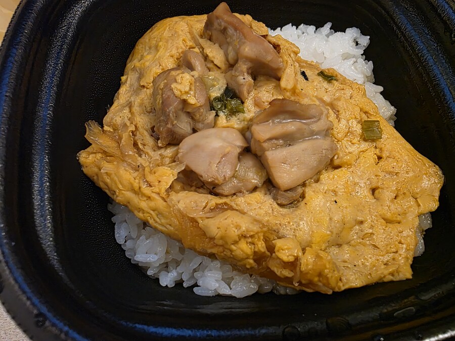 먹짤) 로손 편의점 오야코동도 맛나군_6.jpg