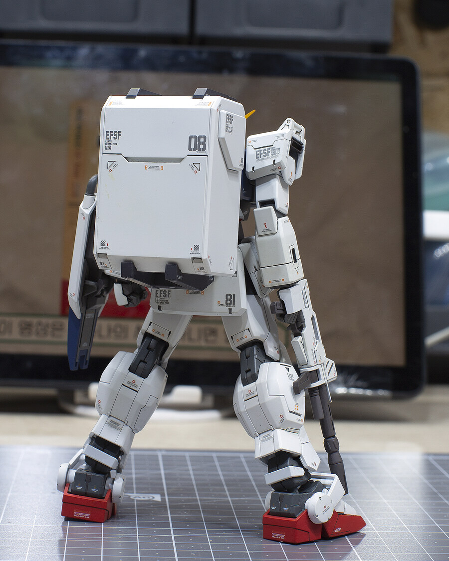 [完成] HGUC RX-79[G] 육전형 건담 패러슈트_20.jpg