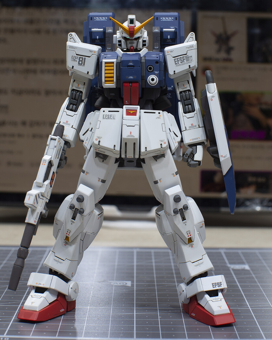 [完成] HGUC RX-79[G] 육전형 건담 패러슈트_21.jpg