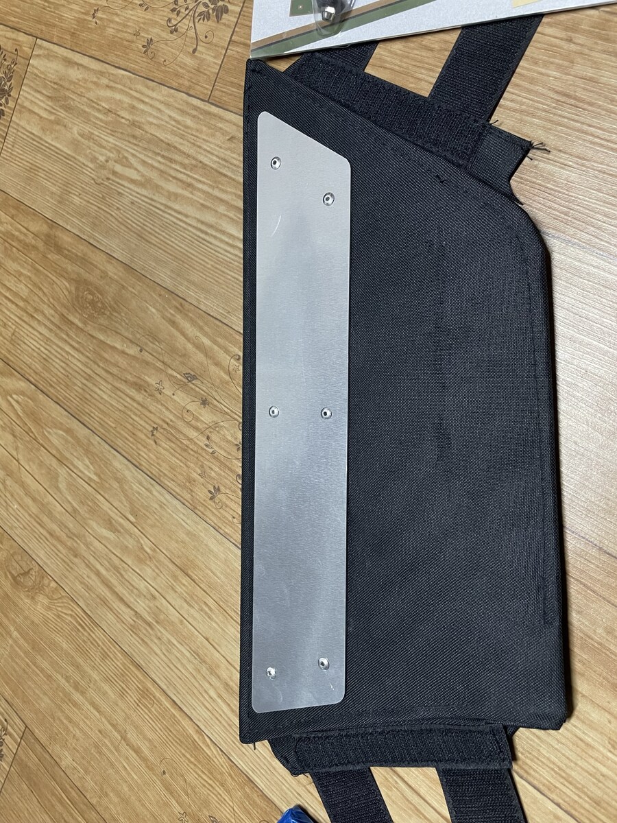 트렁크 사이드포켓이 휘어서 보강해 봤습니다._6.png