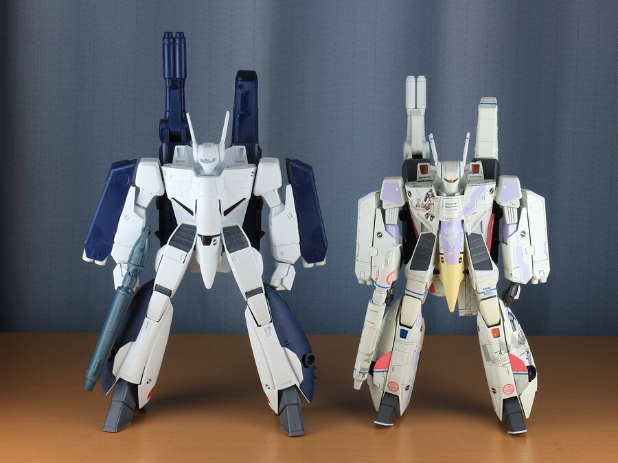 [맥스팩토리] PLAMAX 1/72 VF-1S 스트라이크 발키리 조립 이미지_4.jpg