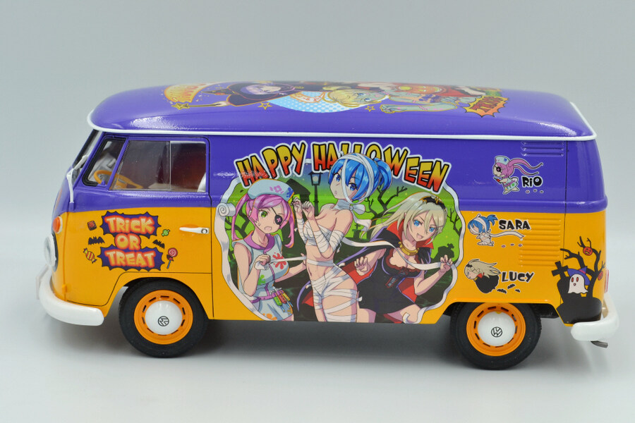 폭스바겐 Type2 미니밴 "Egg Girls Happy Halloween"_2.jpg