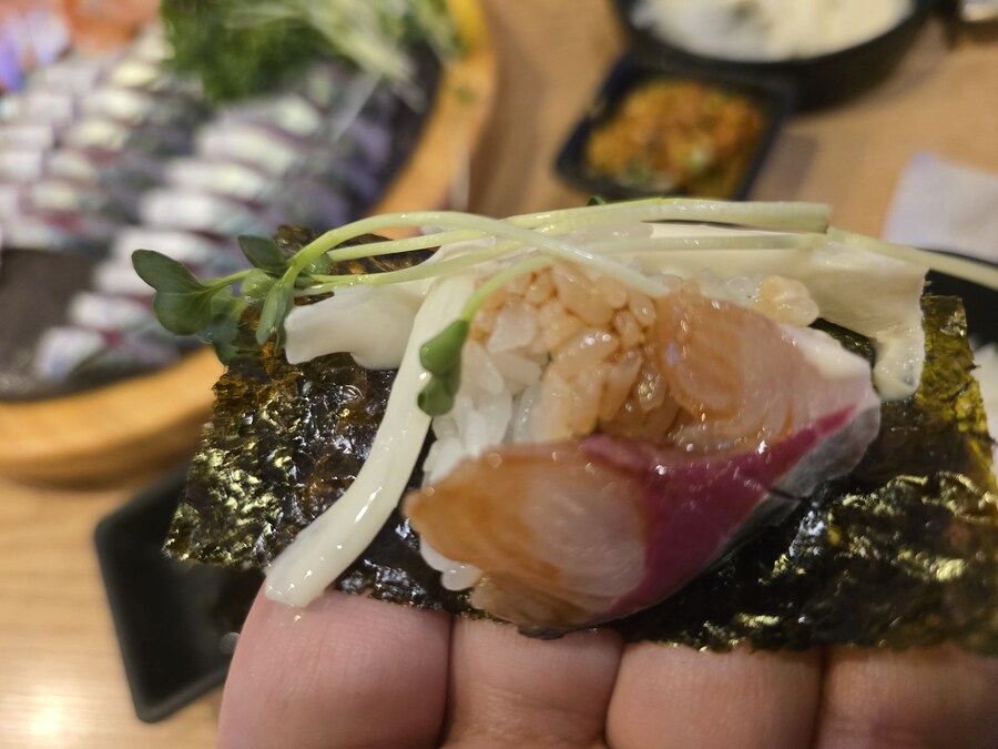 활고등어 & 연어회_3.jpg