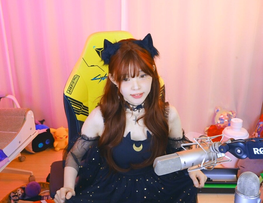 새봄TV] 아우터월드2 기미냥이+덕르코프 첫 플레이~!_1.png