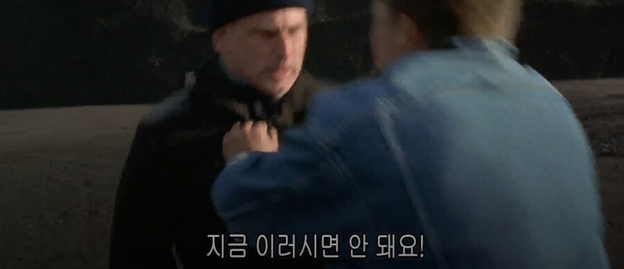 성장 영화이자 마가릿 대처를 대차게 까버린 영화_7.png