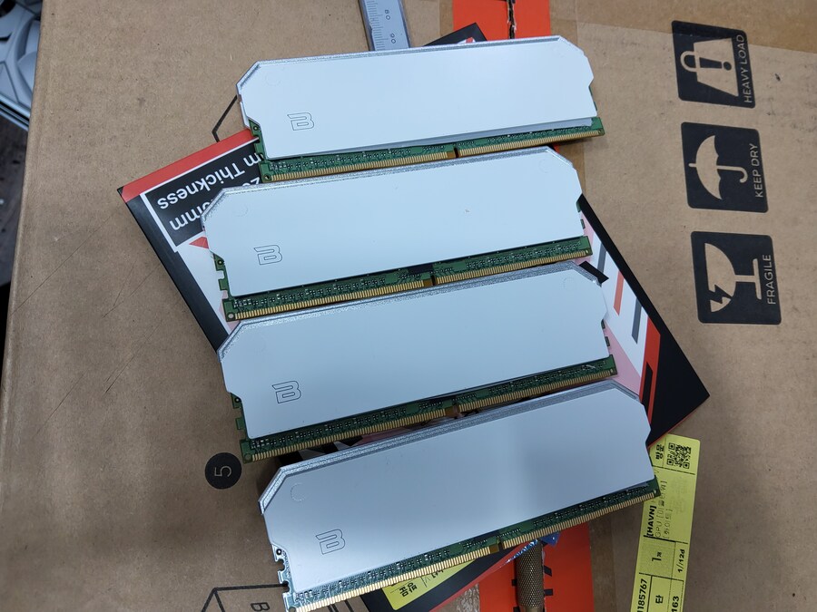 지뢰 찾기 겜용 컴텨 하나 만들어 보았습니다_44.jpg