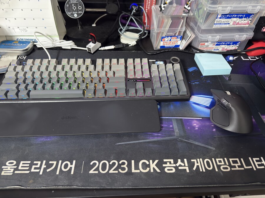 완전 사무용 자리 만들어졌네?_1.jpg