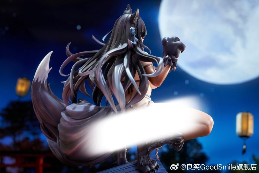 [굿 스마일] 아주르 레인 - 아타고 달밤의 누나 늑대 이미지 (편집)_4.jpg