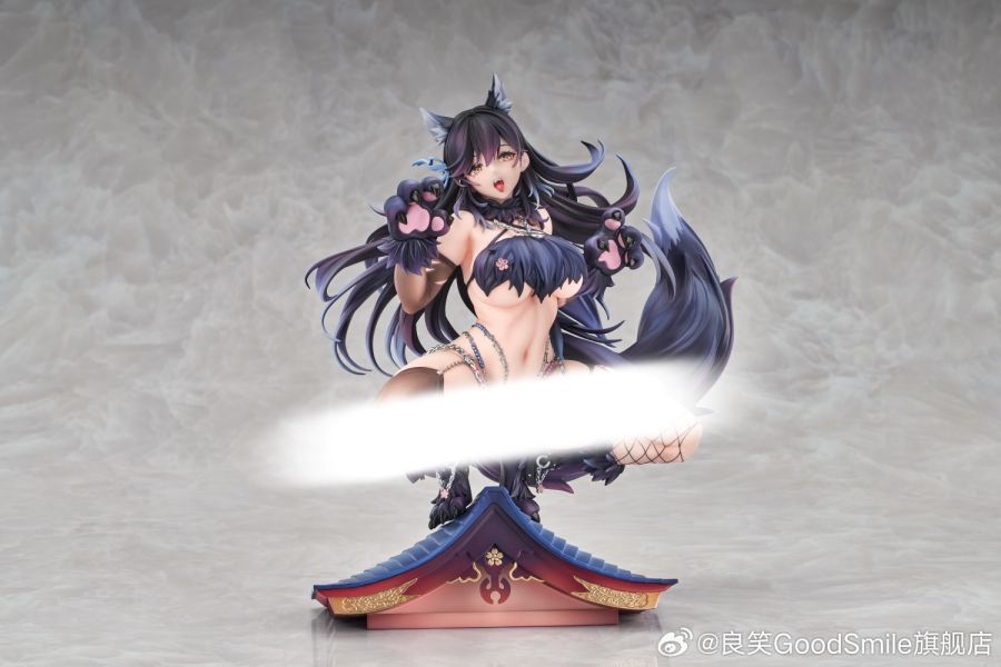 [굿 스마일] 아주르 레인 - 아타고 달밤의 누나 늑대 이미지 (편집)_6.jpg